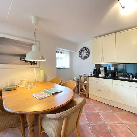 Callantsoger Staete A101 아파트